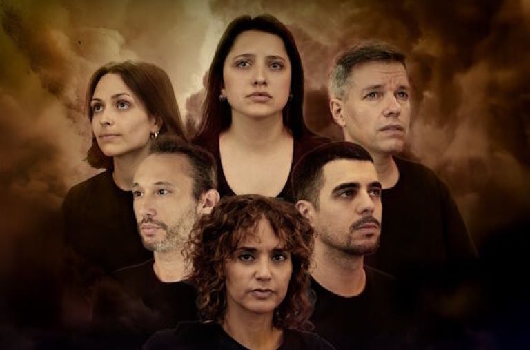 Imagem com fotografia dos atores e atrizes.