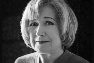 Imagem com o retrato de Lídia Jorge.